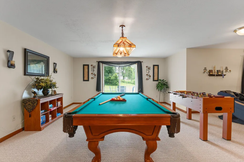 17883 Paradise Lake Calvin Township MI 49095