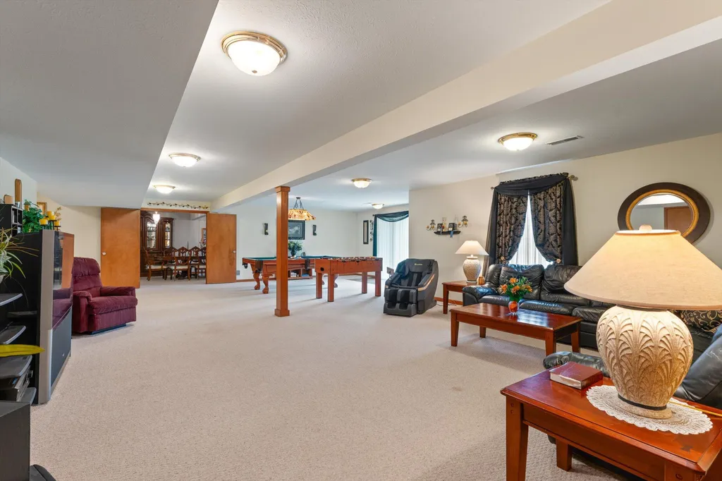 17883 Paradise Lake Calvin Township MI 49095