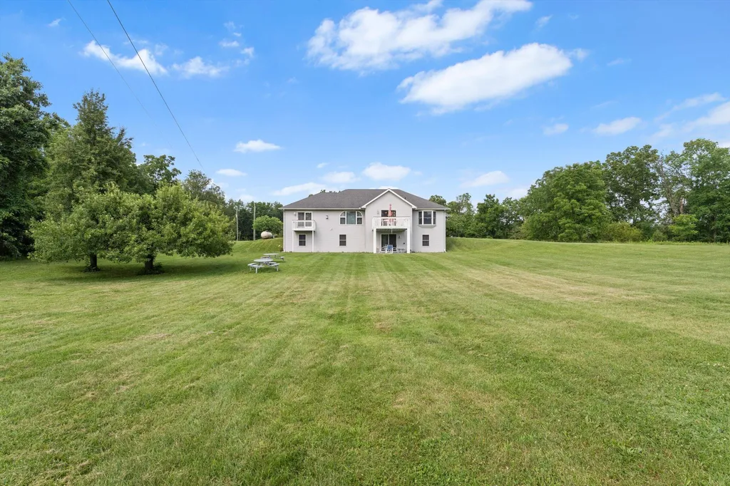 17883 Paradise Lake Calvin Township MI 49095
