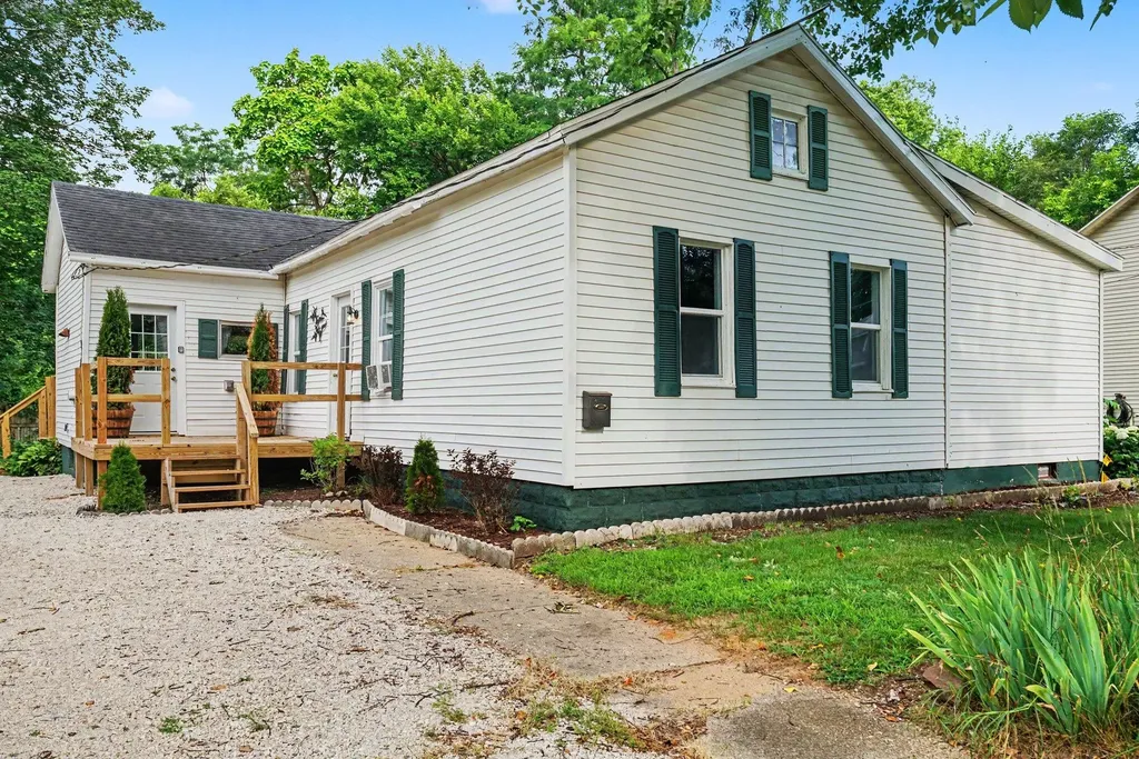 212 S Lowe Street Dowagiac City MI 49047