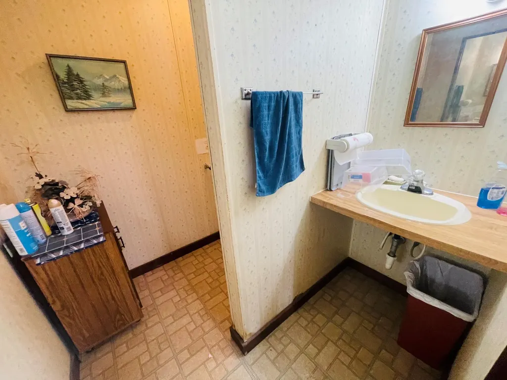 206 E State Street Cassopolis Village MI 49031