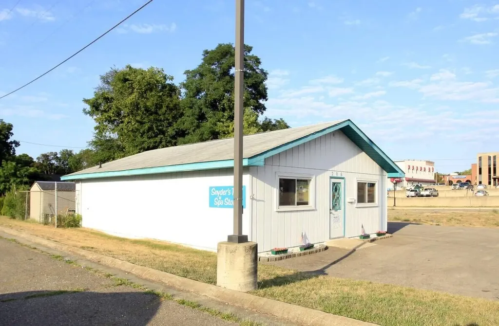 206 E State Street Cassopolis Village MI 49031