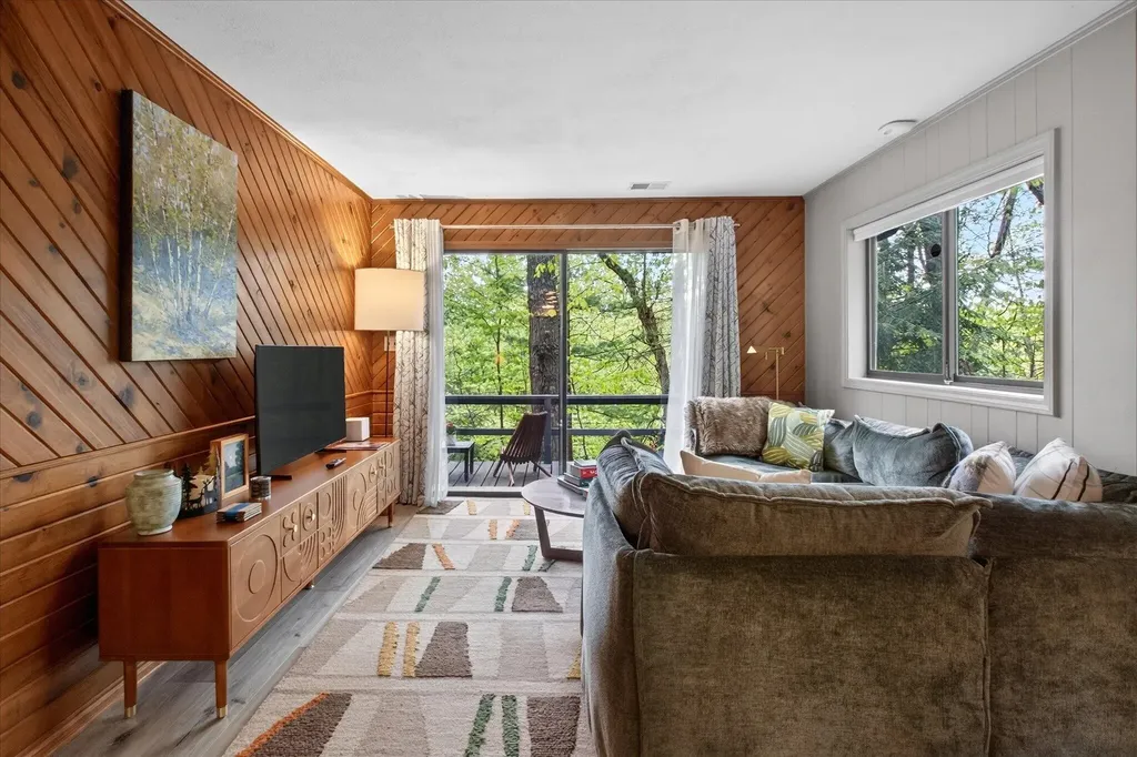 3109 River Bend Trail Manlius Township MI 49408