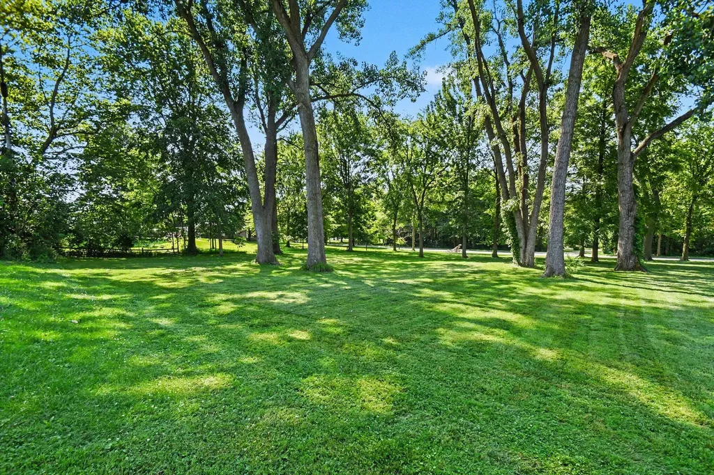 206 Michigan Street E Three Oaks Village MI 49128