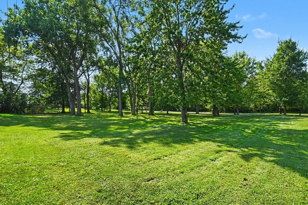 206 Michigan Street E Three Oaks Village MI 49128