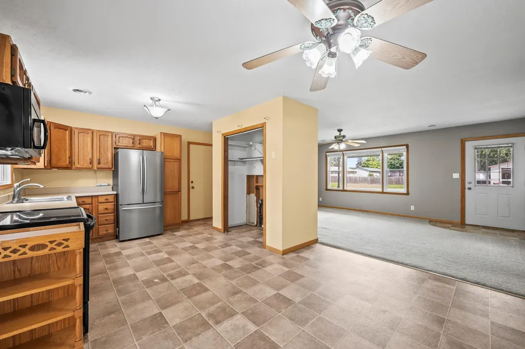 2296 Janellen Drive Howard Township MI 49120