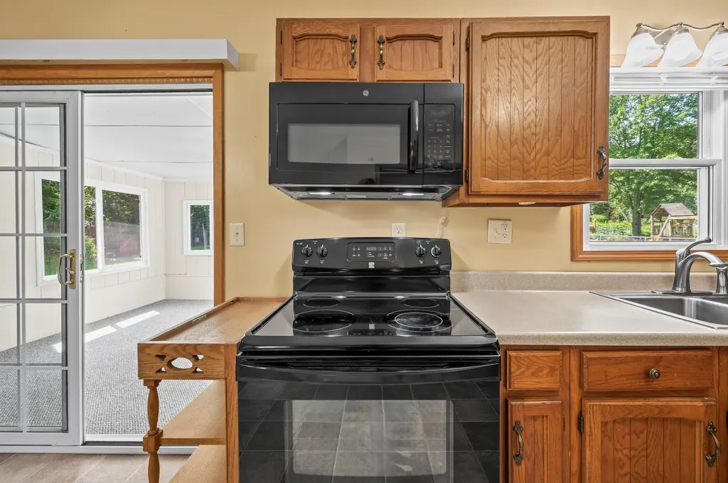 2296 Janellen Drive Howard Township MI 49120