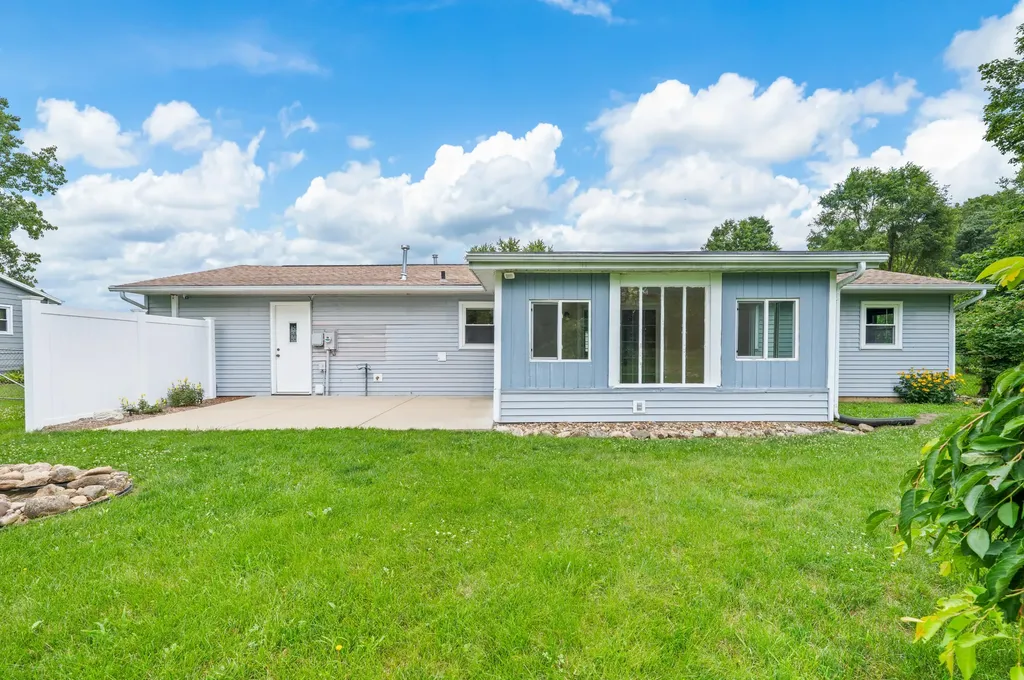 2296 Janellen Drive Howard Township MI 49120