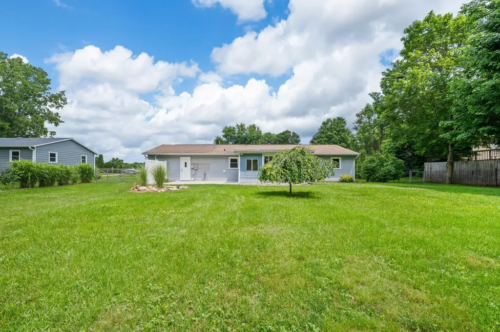 2296 Janellen Drive Howard Township MI 49120