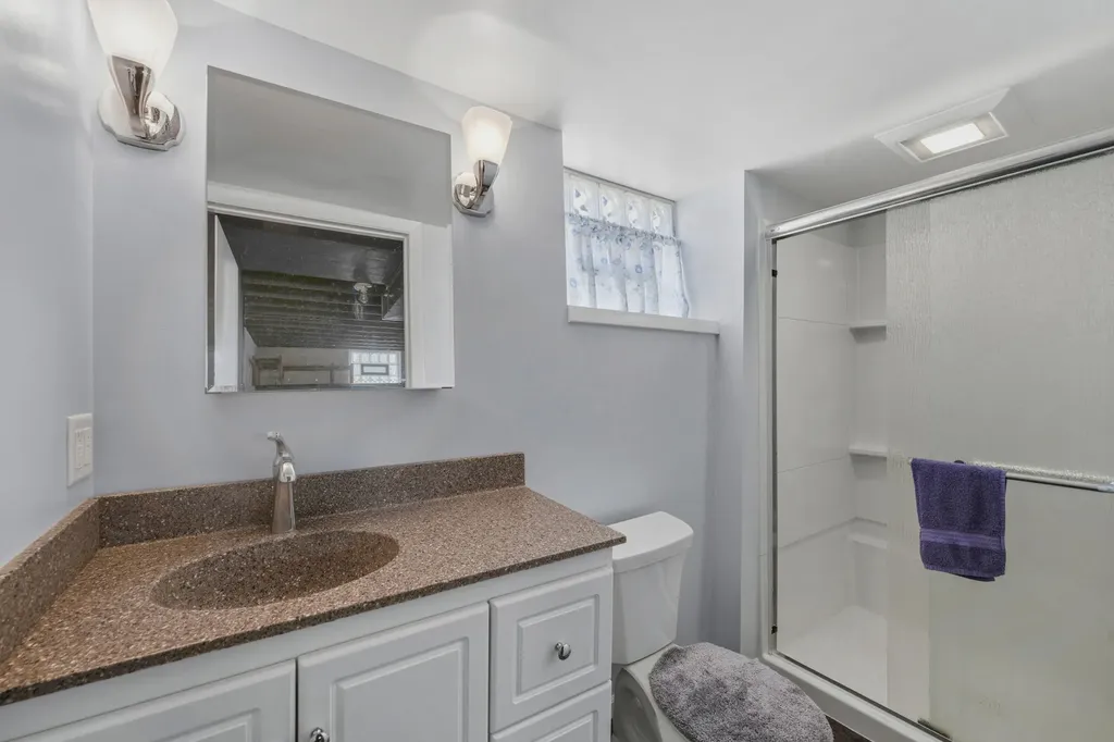 318 Whitcomb Street Kalamazoo City MI 49001