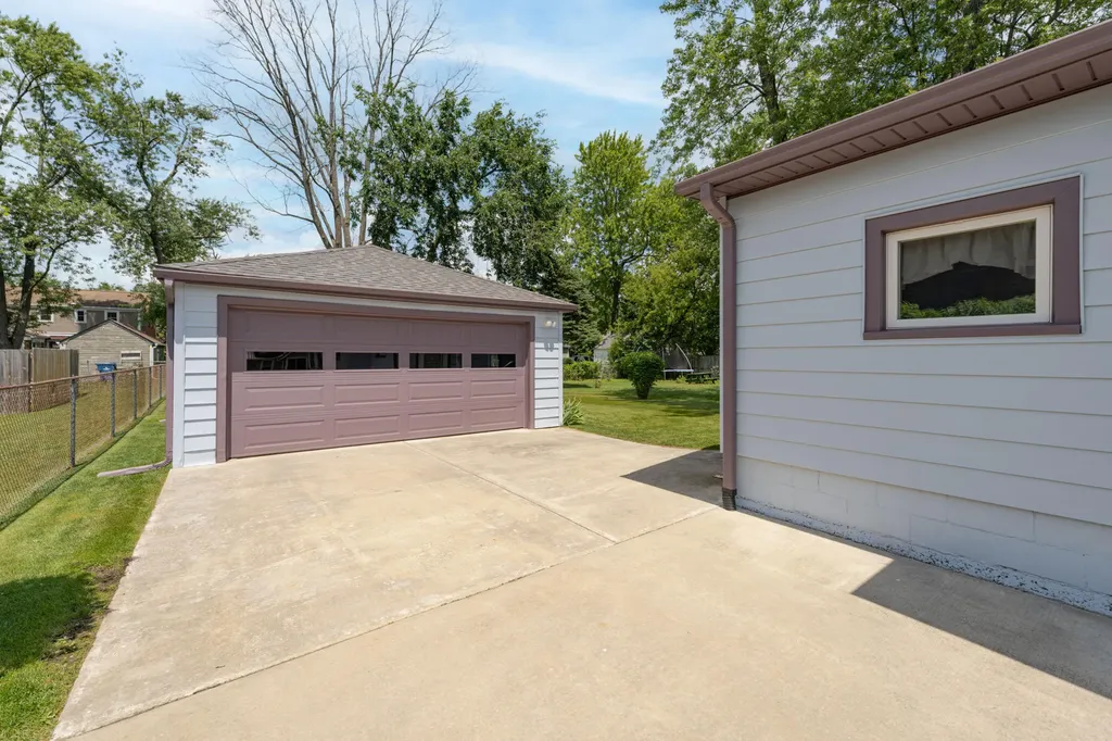 318 Whitcomb Street Kalamazoo City MI 49001
