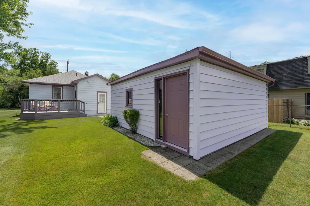 318 Whitcomb Street Kalamazoo City MI 49001