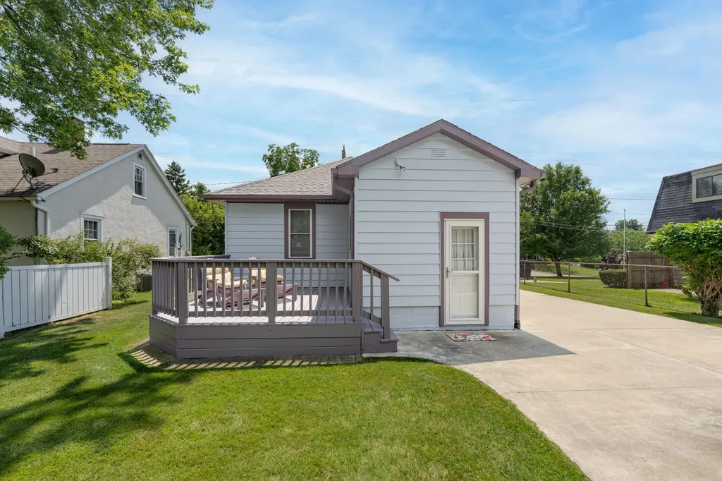318 Whitcomb Street Kalamazoo City MI 49001