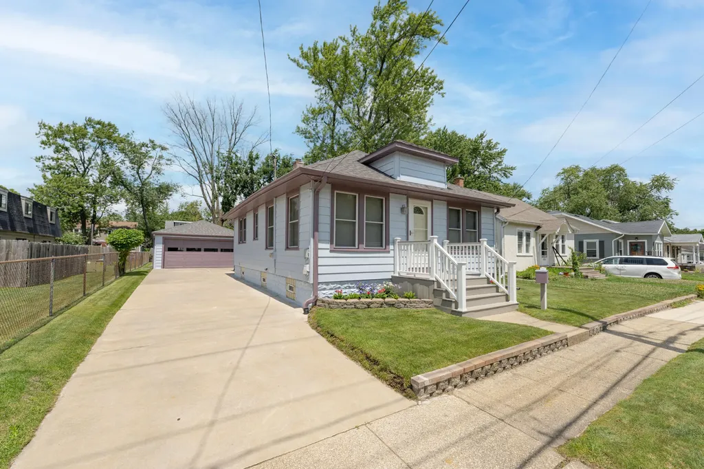 318 Whitcomb Street Kalamazoo City MI 49001
