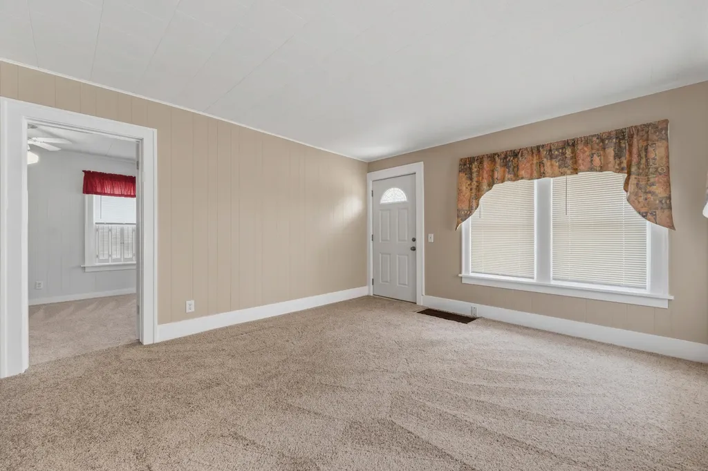 318 Whitcomb Street Kalamazoo City MI 49001