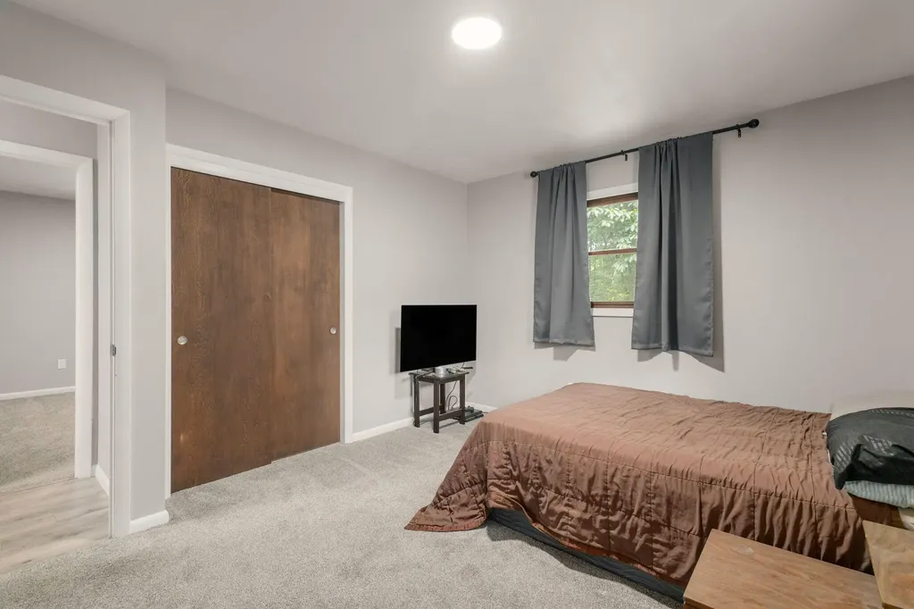 2135 S 13th Street Niles Township MI 49120