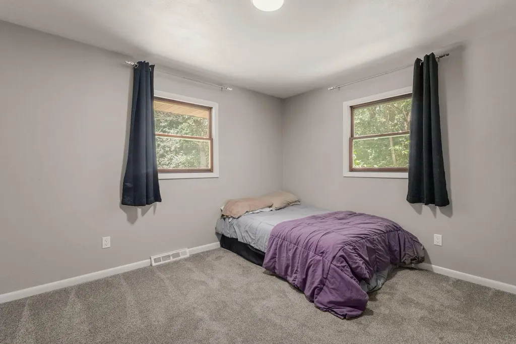 2135 S 13th Street Niles Township MI 49120