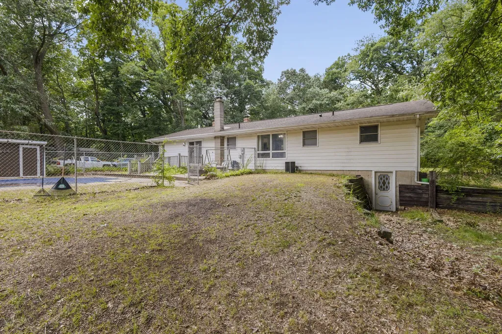 2135 S 13th Street Niles Township MI 49120