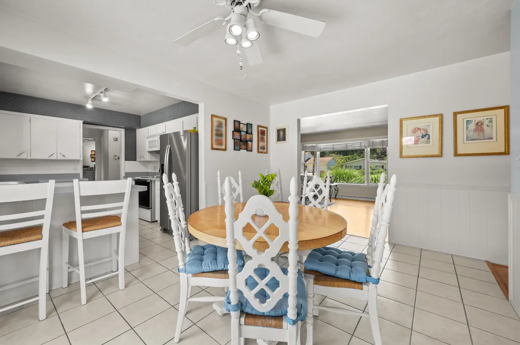 2807 Sunnydale Drive St. Joseph City MI 49085
