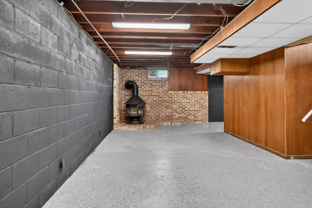 68958 Claire Street Edwardsburg Village MI 49112