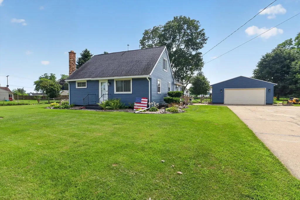68958 Claire Street Edwardsburg Village MI 49112