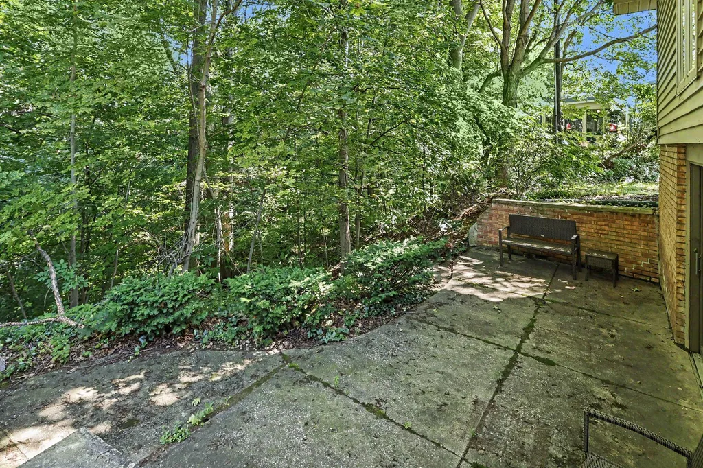 3051 Bluffwood Place St. Joseph Charter Township MI 49085