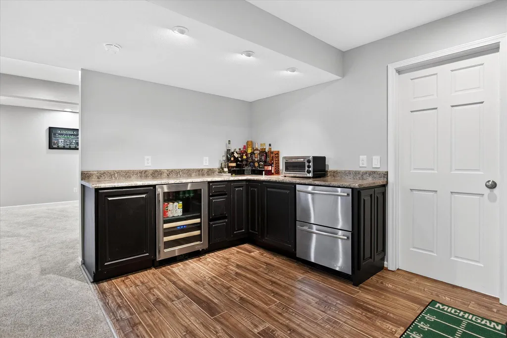 1411 Old Farm Lane Lincoln Charter Township MI 49085