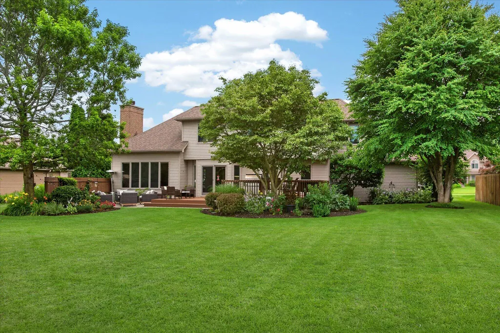 1411 Old Farm Lane Lincoln Charter Township MI 49085