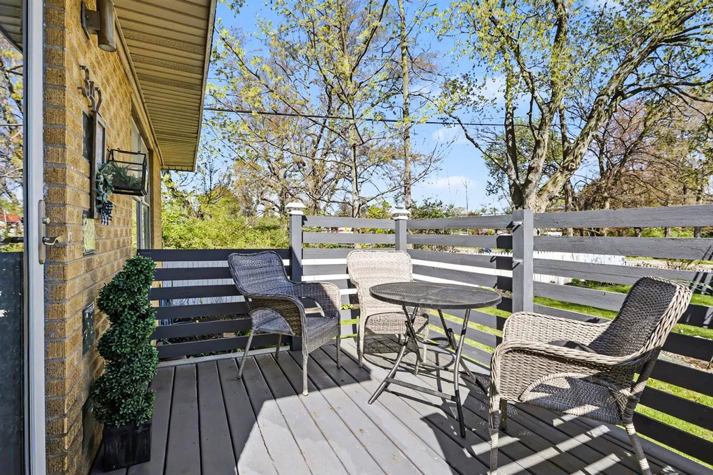 342 E Napier Avenue Benton Charter Township MI 49022