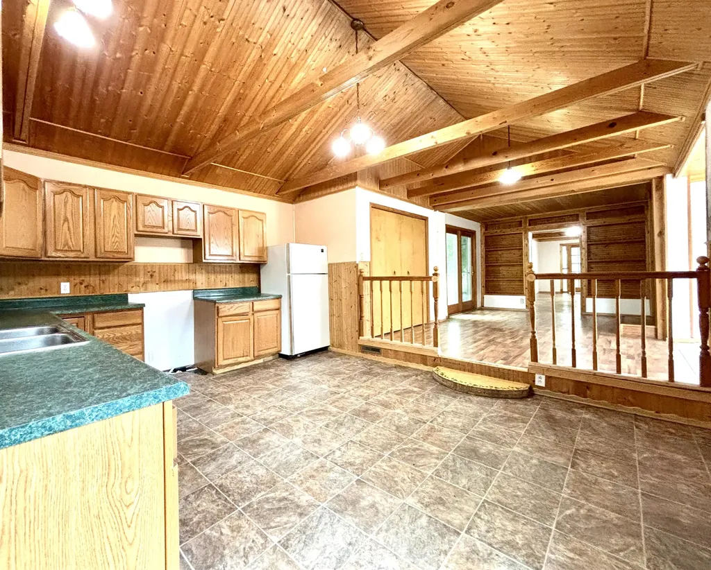210 E Ash Street Three Oaks Village MI 49128