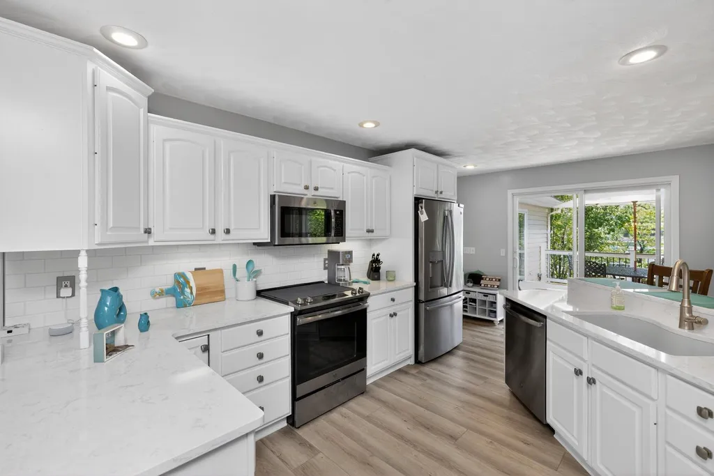 55526 S Thompson Lane Park Township MI 49093