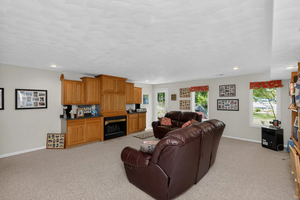 55526 S Thompson Lane Park Township MI 49093