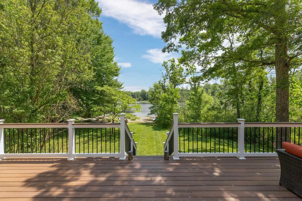 55526 S Thompson Lane Park Township MI 49093