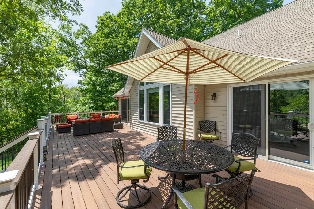 55526 S Thompson Lane Park Township MI 49093
