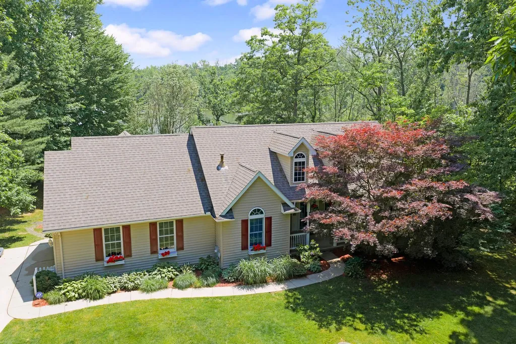 55526 S Thompson Lane Park Township MI 49093