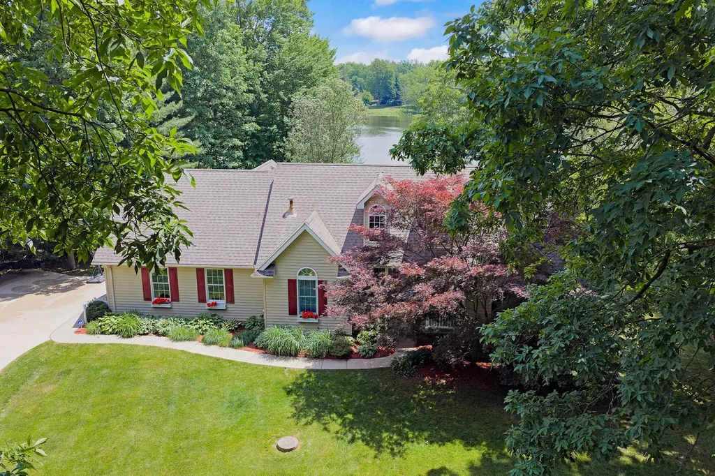 55526 S Thompson Lane Park Township MI 49093