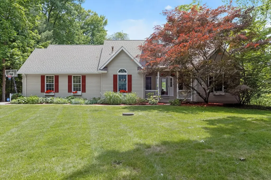 55526 S Thompson Lane Park Township MI 49093