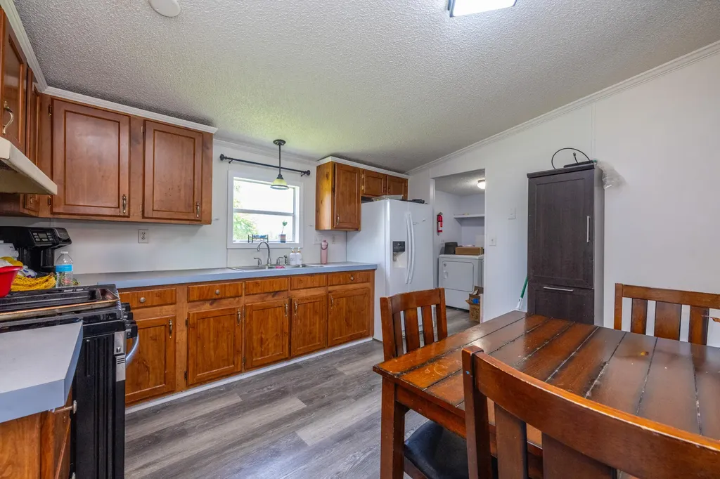 8454 Eau Claire Road Berrien Township MI 49102