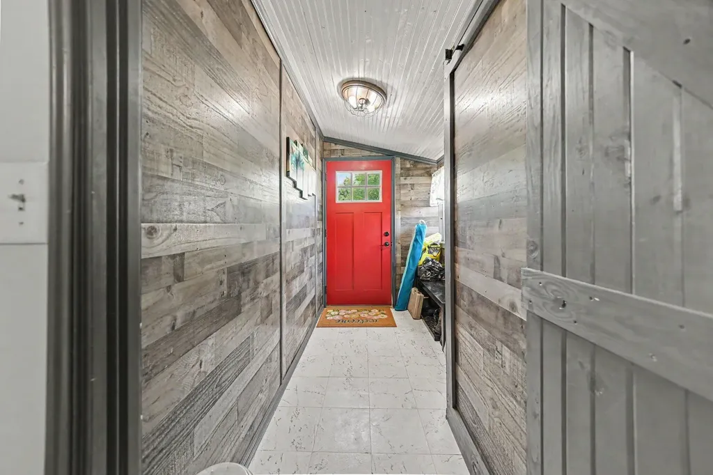 829 E Wagner Road Buchanan Township MI 49107
