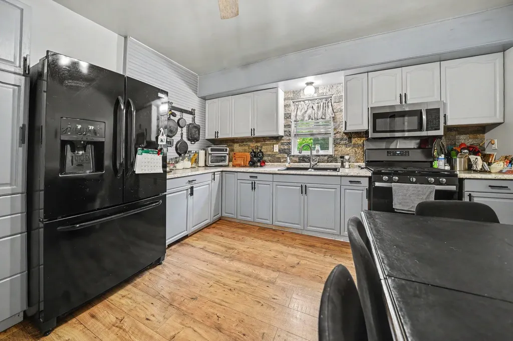 829 E Wagner Road Buchanan Township MI 49107