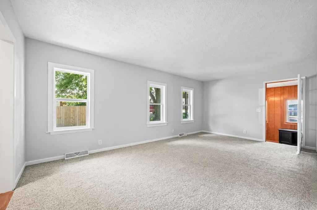 7333 M-139 Oronoko Charter Township MI 49103