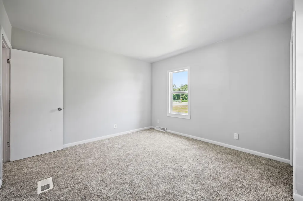 7333 M-139 Oronoko Charter Township MI 49103