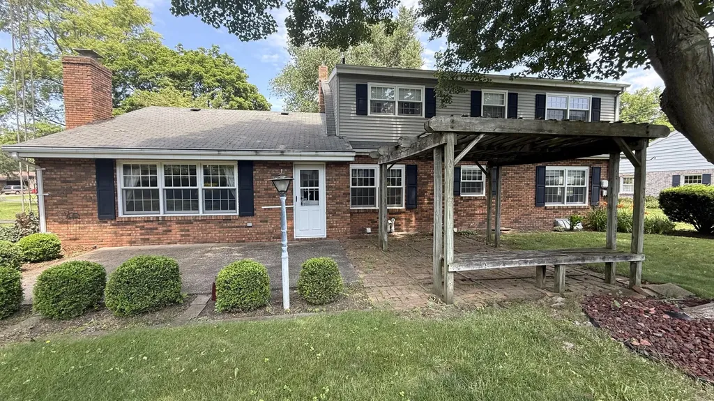 1600 N Bonny Bruce Drive Lincoln Charter Township MI 49127