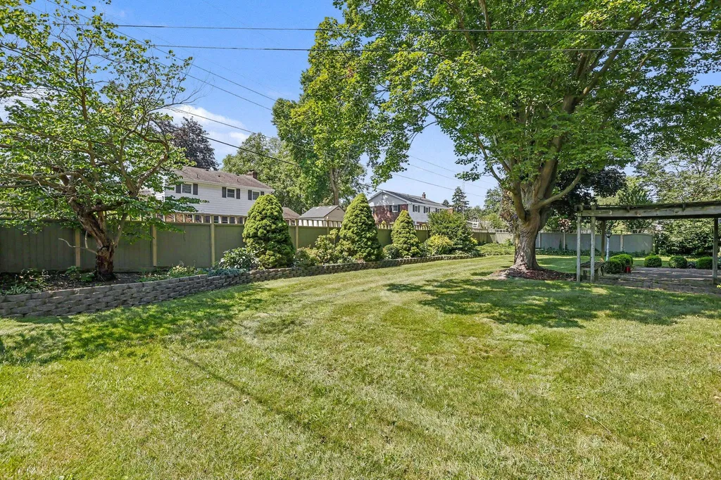 1600 N Bonny Bruce Drive Lincoln Charter Township MI 49127