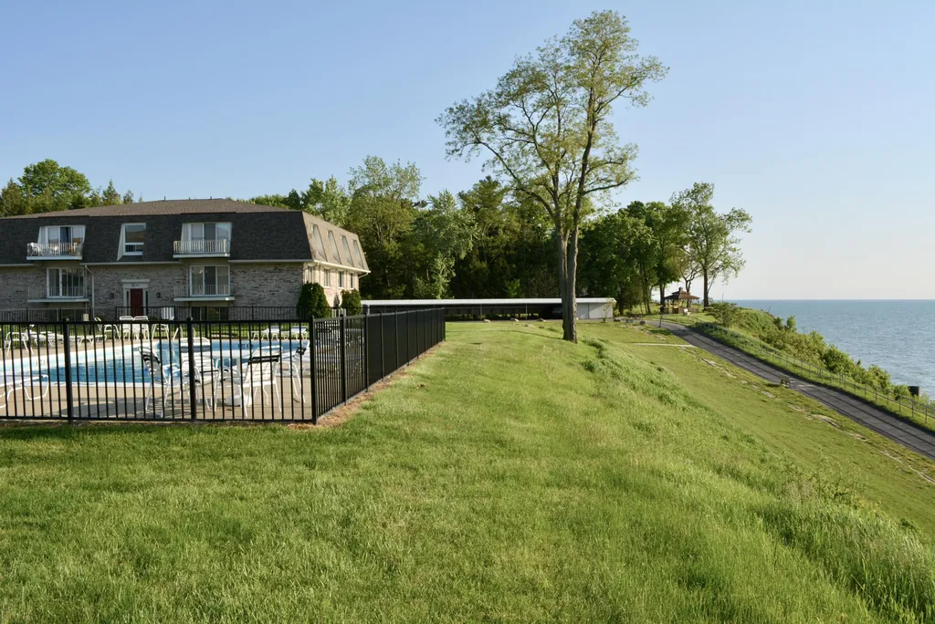 3618 Lakeshore Drive St. Joseph Charter Township MI 49085