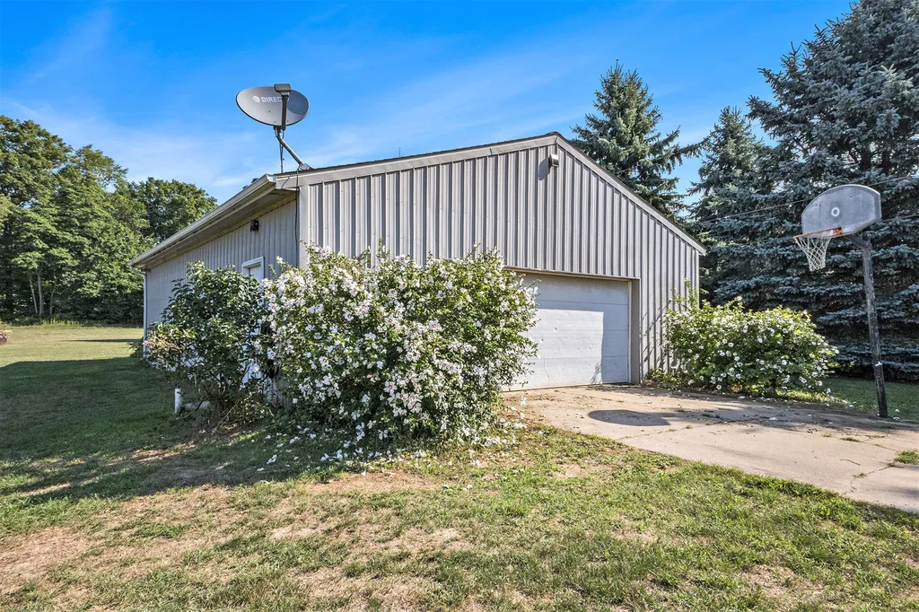 3123 140th Avenue Salem Township MI 49323