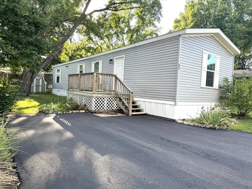2330 E Main Street Niles Township MI 49120