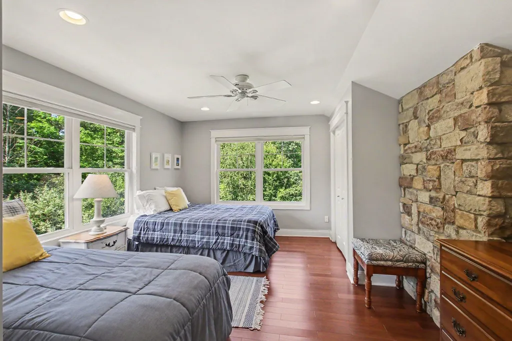 86 Osullivan Drive Casco Township MI 49090