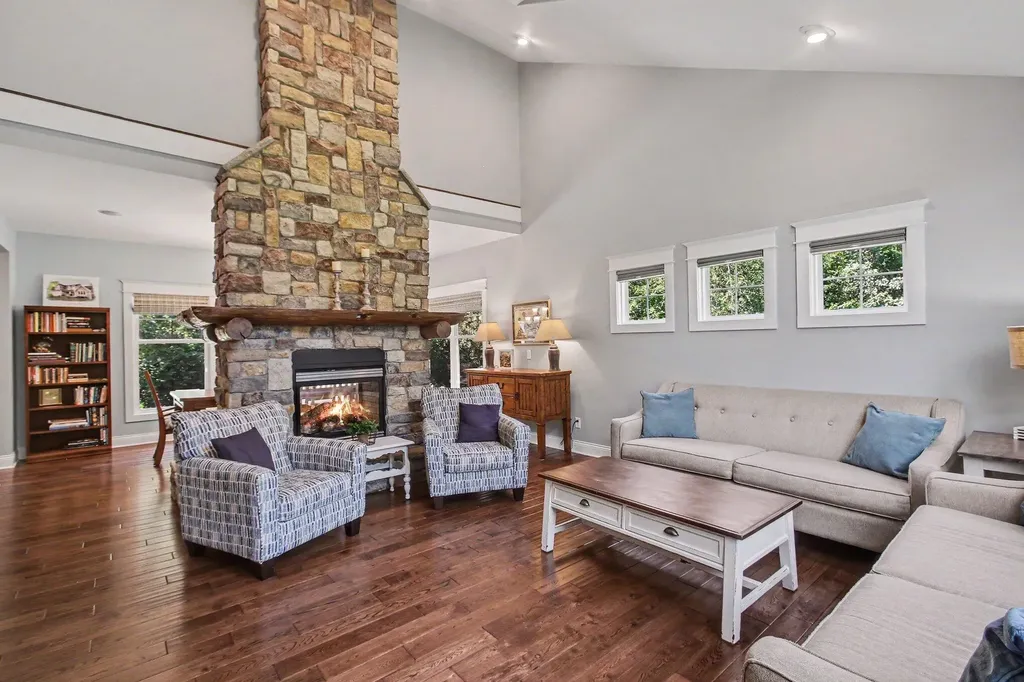 86 Osullivan Drive Casco Township MI 49090