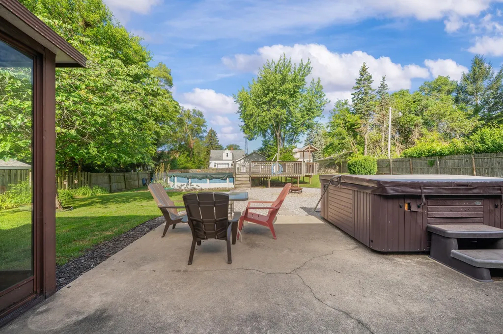 2214 Lynn Drive St. Joseph Charter Township MI 49085